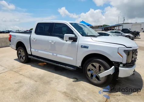 2025 Ford F150 Lightning Lariat из США, поврежденный, VIN 1FT6W5L73SWG07346